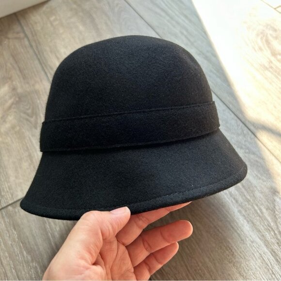 Gymboree 100% Wool Girl Toddler 2T-3T Felt Cloche Hat - Picture 4 of 8